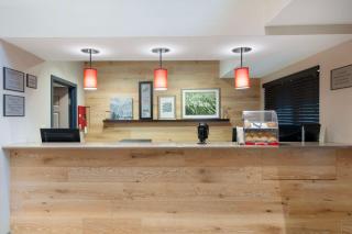 Country Inn & Suites by Radisson, Columbia, MO - Columbia - 8