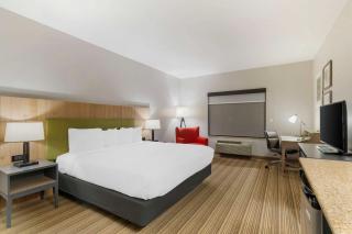Country Inn & Suites by Radisson, Columbia, MO - 8