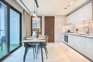 STAY BY LATINEM Luxury 1BR Holiday Home CVG 4204 Near Burj Khalifa - 3