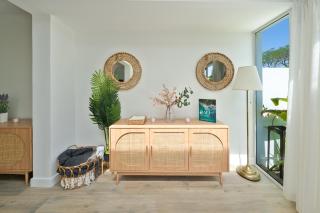 Luxury Escapes - Luxury Short-Term Stay 2BHK plus Maids room Villa - 5