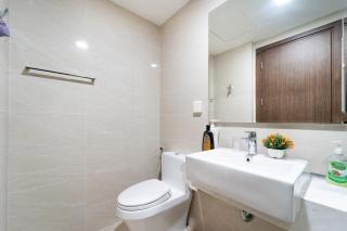 Studio with Balcony - SaiGon Royal - D4 - Ho Chi Minh - 1