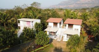 Sandy's Kinjal Farm & Tents - 9