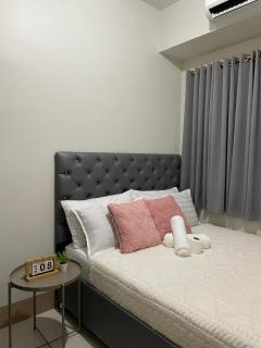 10 minutes from MOA - Cozy Condo with Hot Shower & Balcony - Manila - 8