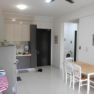Cityview 2BR Country Garden Danga Bay - Natol - 2