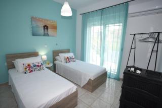 Bella's House - Theologos - 0