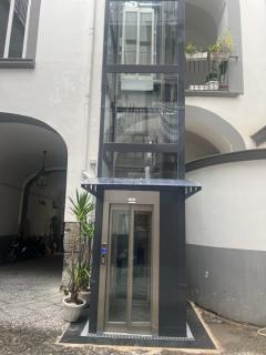 La cartolina di Napoli free parking for small cars only - 2