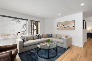 Sunny Condo, Box Canyon Views, Pool & Hot Tub condo - 2