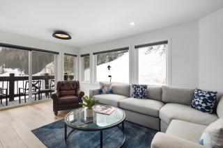Sunny Condo, Box Canyon Views, Pool & Hot Tub condo - 1