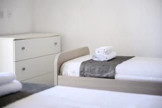 F9 Modern and Bright Apartment in Malta - 7