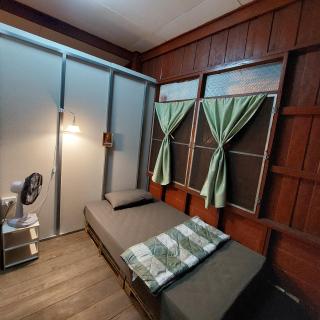 Baan Baan Hostel - Phitsanulok - 6