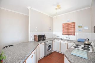 Rabe's Rest - Yzerfontein - 1