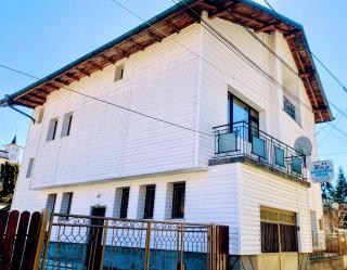 Niya Guest House - Beli Iskar - 7