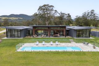 Chris' - Designer Masterpiece In Kangaroo Valley - Kangaroo Valley - 0
