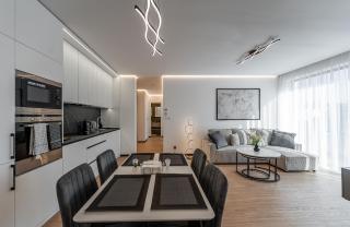 Serenity Suites Apartments - Košice - 3