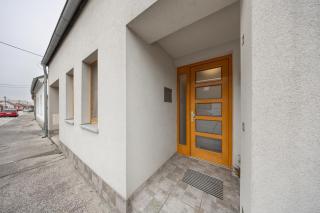 Cosy Apartment, Near Downtown, Self Check-in - Trnava - 6