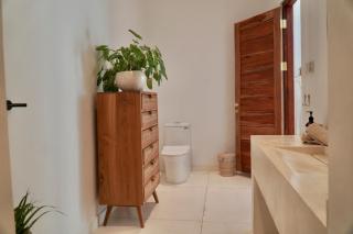 1BR villa with office and pool in central Pererenan - 6
