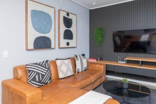 One Bed Apartment 16 on Bree - 7