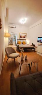 Phoebe Kolonaki Studio - Athens - 0
