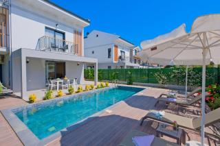 Villa Karmila Uno by Tatil Premium - 8