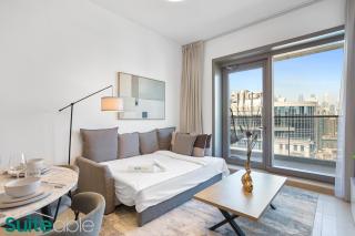 Chic 1Bedroom with Stunning Marina View in Sparkle - 3