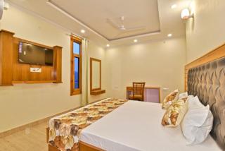 Dharamshala Best hotels Pine view #AC room free parking #VPO, Sudher, #cricket stadium dharamshala 5 km - Dharamshala - 2