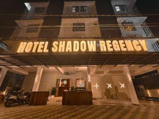 Hotel Shadow Regency - Ernakulam - 7
