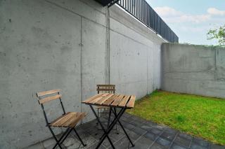 Modern Apartment Janickiego For 2 Adults and 2 Children with Parking near MTP by Noclegi Renters - Poznań - 9