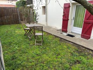 Villa La Libellule 160 m2 avec 5 Chambres 2 Sdb 2 Wc Grand Jardin de 1200m2 et Parking Privé - 4
