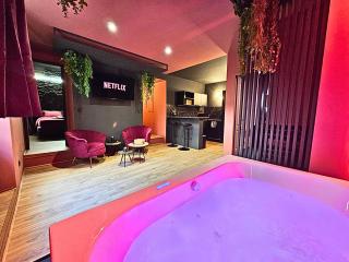 Obsidian - Suite romantique - Balnéo privative - 2