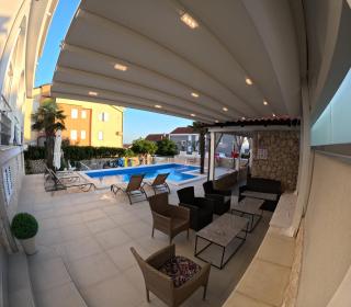 Apartments Sun Dance 2 with heated Pool - 8