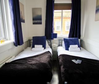 The Dock, 2 bedrooms sleeps 5 long stays welcome - South Shields - 1