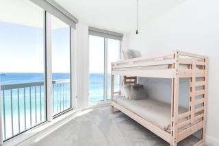Silver Beach Towers Wph1705 - 2