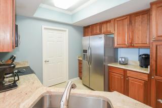 Silver Beach Towers W805 - 6