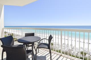 Silver Beach Towers W702 - 8