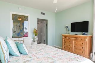 Silver Beach Towers E301 - 1