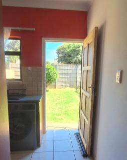 #9 Logbro By The Sea - Kingsburgh - 2