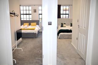 Modern home in Birmingham - Birmingham - 9