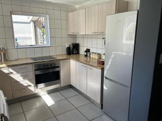 Lemon Tree Cottage a Charming 3 Bedroom Self-catering house - 9