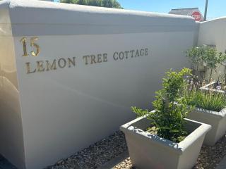 Lemon Tree Cottage a Charming 3 Bedroom Self-catering house - Franschhoek - 3
