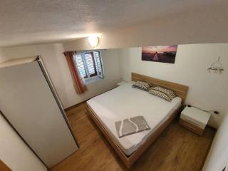 Apartman u centru Komiže - Komiža - 6