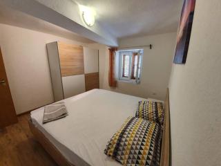 Apartman u centru Komiže - Komiža - 3