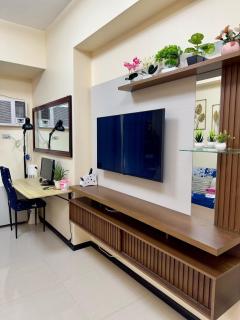 Bayfront 1BR Near MOA, Airport, PICC, - Pet-Friendly, Pool, Wi-Fi & Netflix - Manila - 8
