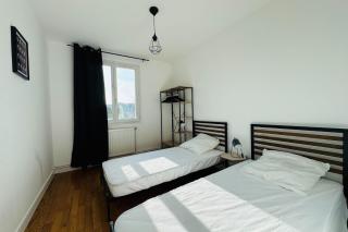 5-room apartment in the heart of the city center - 1