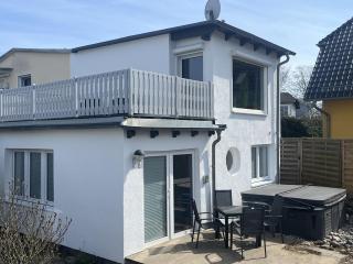 Ostseebad Göhren 4-Personen-Ferienhaus mit beh WPool - Göhren - 0