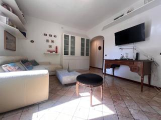 JOIVY Charming Apartment Near the Beach with Garden - Paraggi - 1