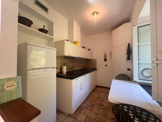 JOIVY Charming Apartment Near the Beach with Garden - Paraggi - 7