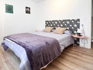 Regimiento 2, center, new, quite, breakfast included, parking on request, RG - Málaga - 4