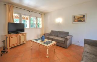 4 Bedroom Gorgeous Home In Fayence - 8