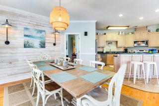 Spacious Tybee Island Retreat with Private Pool - Tybee Island - 3