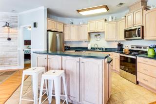 Spacious Tybee Island Retreat with Private Pool - Tybee Island - 1